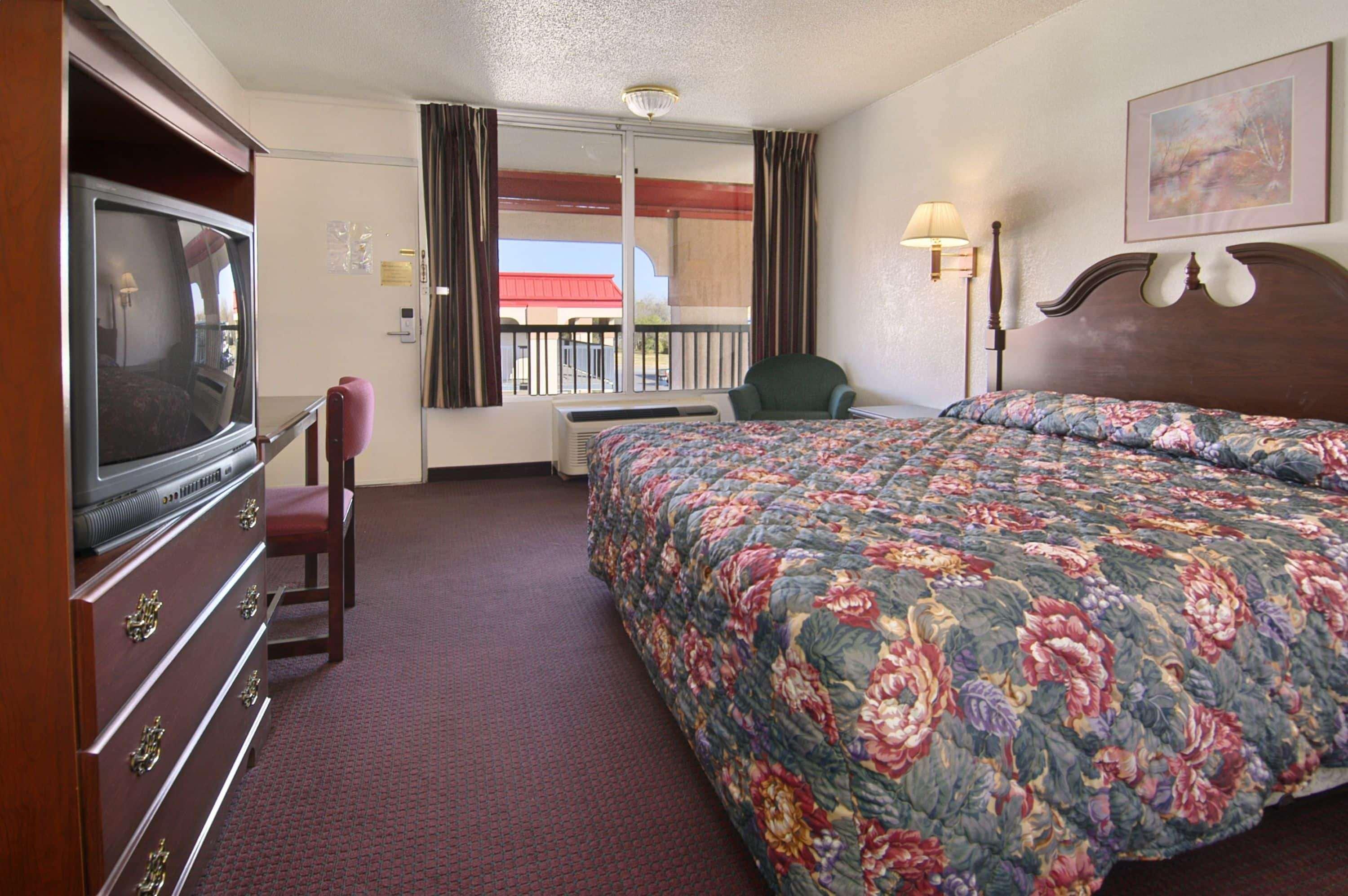 Мотель Super 8 By Wyndham Oklahoma Fairgrounds Экстерьер фото